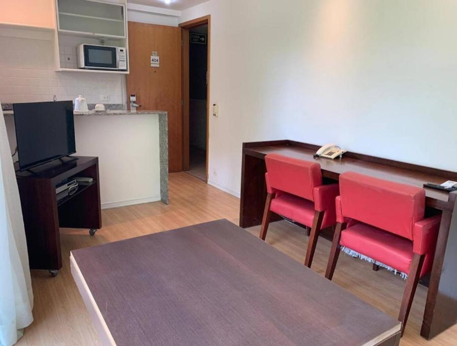 Apartamento Premium Suítes 04
